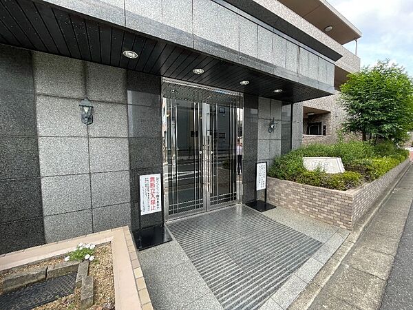 エントランスを拡大表示