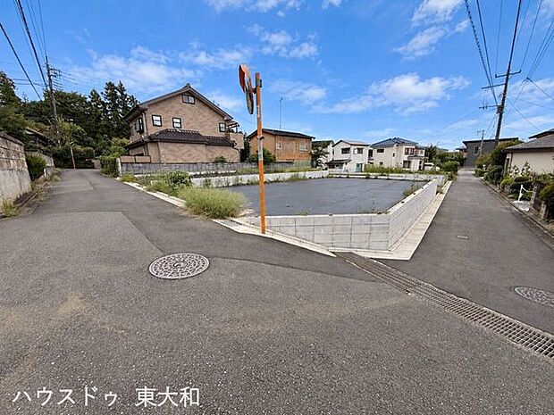 広さと開放感を兼ね備えた130.25m2の角地！敷地の形状を活かした建物配置で、こだわりのマイホームを実現しやすい土地です。