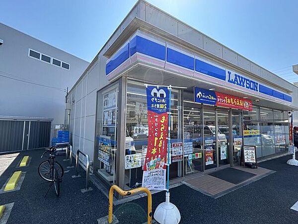 ローソン東大和新堀三丁目店 190m