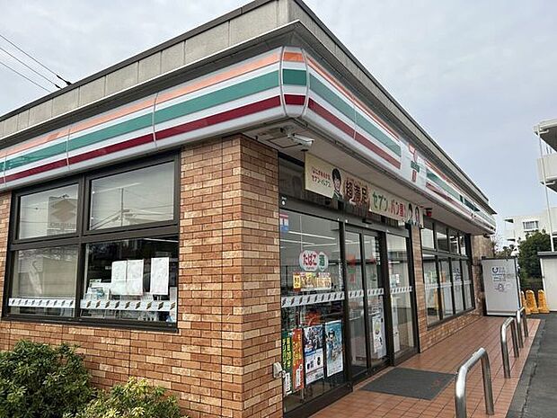 セブンイレブン東大和奈良橋6丁目店 240m