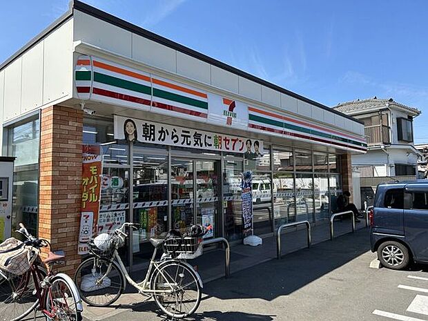 セブンイレブン東大和中央店 320m