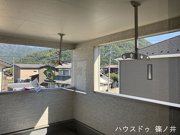バルコニー
