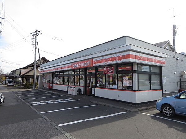 セイコーマート 美山店（447m）