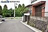 外観：前面道路含む現地写真