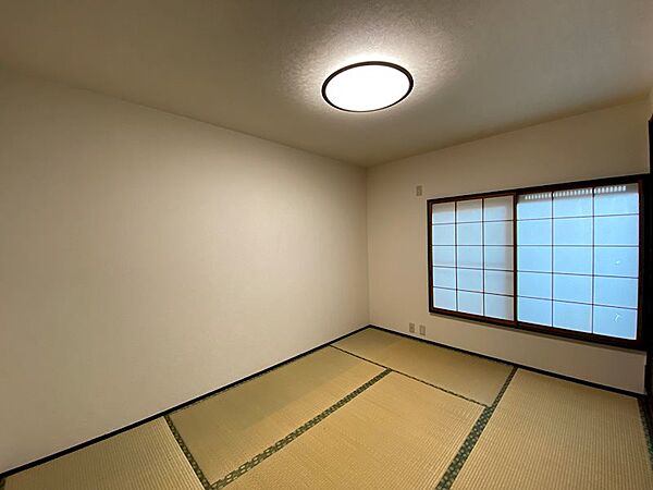 ゆったりくつろげる1F和室6帖