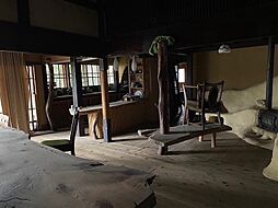 JR城端線 油田駅 バス15分 北明太子堂下車 徒歩16分 14SLKのリビング/ダイニング