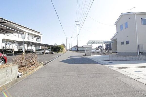 前面道路含む現地写真