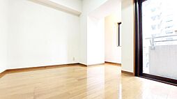 ミリオンプラザ目黒駅前 302 3階ワンルームのリビング/ダイニング