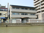 フラットリバーサイド 3階 築32年2ヶ月の賃貸物件