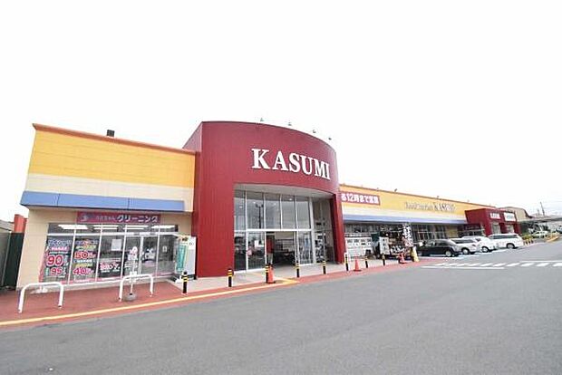 カスミみどりの駅前店まで1817m、お惣菜が豊富な深夜営業のカスミ（スーパー）。帰宅が遅い方には何かと便利です。