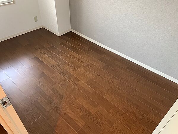 洋室4.4帖