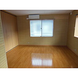 イクシーズ 104 1階1DKのリビング/ダイニング