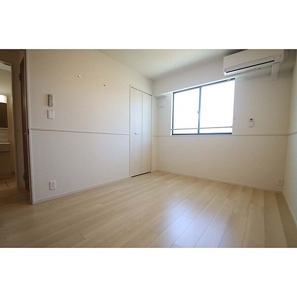 apartment 茨城県かすみがうら市上稲吉
上稲吉の賃貸情報を見る
物件地図