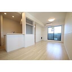 グラン・アルカディアII 204 2階1LDKのリビング/ダイニング