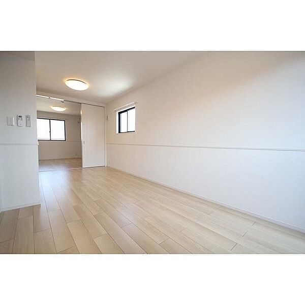 apartment 茨城県かすみがうら市稲吉5丁目
稲吉の賃貸情報を見る
物件地図