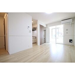 ブリッサ（稲吉3丁目） 102 1階1LDKのリビング/ダイニング