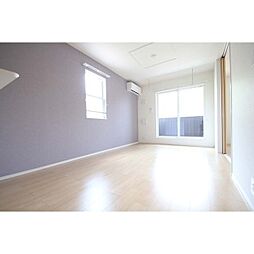 ベルエキップIII 203 2階2LDKのリビング/ダイニング