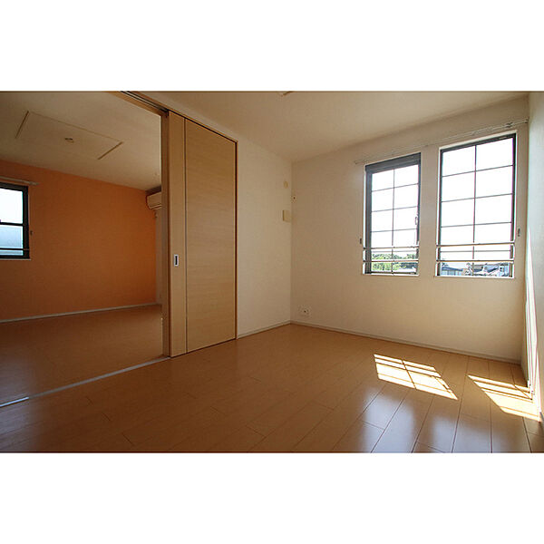 apartment 茨城県かすみがうら市下稲吉
地図を見る