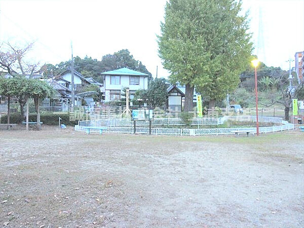 画像25:【公園】真鍋児童公園まで716ｍ