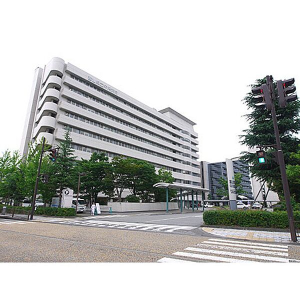 画像16:病院「富山県立中央病院まで2500ｍ」