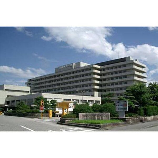 画像6:病院「富山市民病院まで2100ｍ」