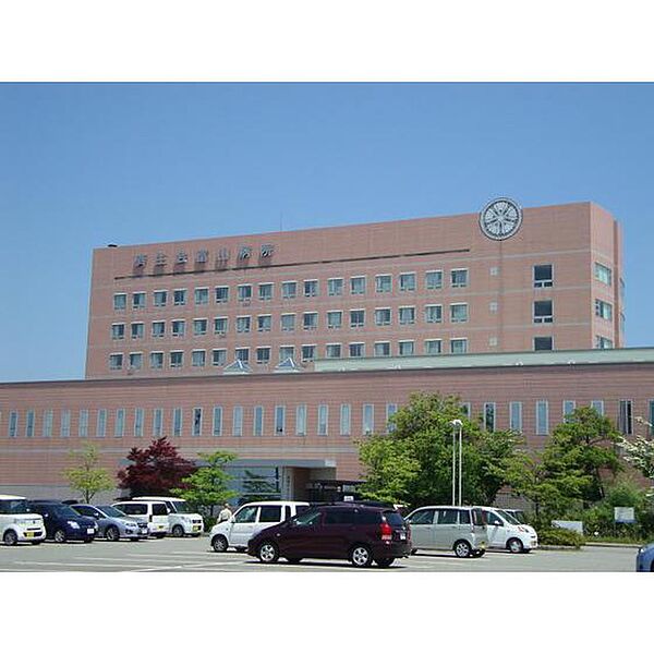 画像17:病院「済生会富山病院まで2200ｍ」