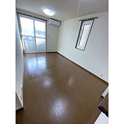 リアン・デュール　B棟 205 2階2LDKのリビング/ダイニング