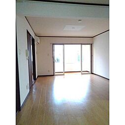 フローラヴィレッヂI 102 1階2LDKのリビング/ダイニング