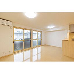 ローズコートK A101 1階1LDKのリビング/ダイニング