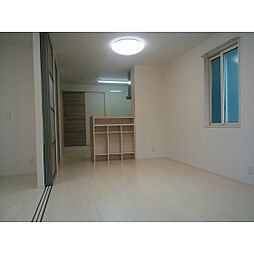 グランドゥール駅南 203 2階1LDKのリビング/ダイニング