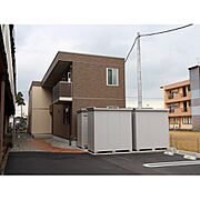 高岡駅より徒歩22分 1階 築10年8ヶ月の賃貸物件