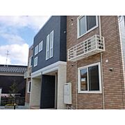 米子駅よりバス11分 徒歩6分 築15年9ヶ月 2階建の賃貸物件