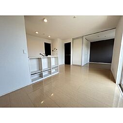 Ｍｅｌ−Ｃｏｕｒｔ 201 2階2LDKのリビング/ダイニング