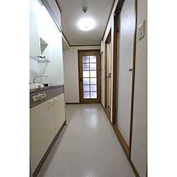 三記マンション灘 406 4階1Kのリビング/ダイニング