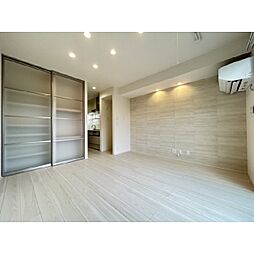 rekora 102 1階ワンルームのリビング/ダイニング