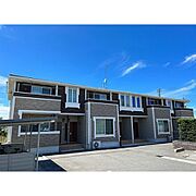 米子駅よりバス18分 徒歩7分 築11年8ヶ月 2階建の賃貸物件