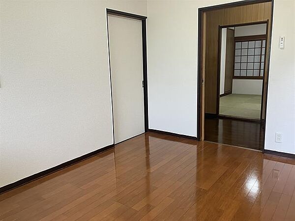 detached 茨城県取手市下高井

地図を見る