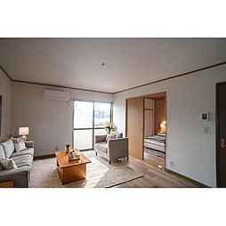 ツインピアII 101 1階2LDKのリビング/ダイニング