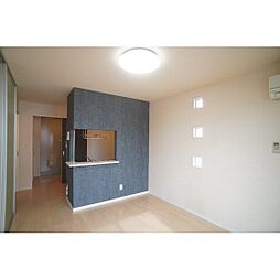 マストライフ高崎上大類 B201 2階1LDKのリビング/ダイニング