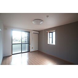 レガリーニ 106 1階1Kのリビング/ダイニング