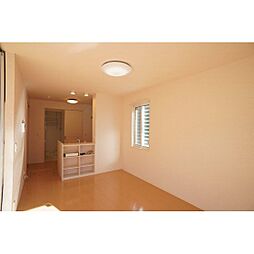 グリーングラス 101 1階1LDKのリビング/ダイニング