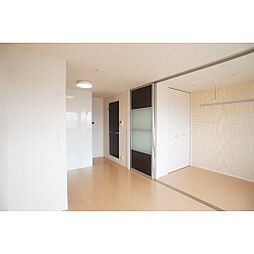 ブルースカイ 103 1階1LDKのリビング/ダイニング