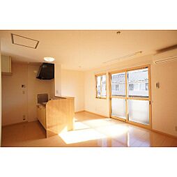 リュエル B201 2階1LDKのリビング/ダイニング