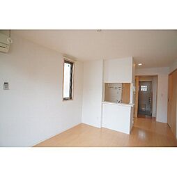 ハーベストヒルズ　IX 102 1階1SKのリビング/ダイニング