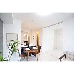 パークサイド西屋敷 103 1階1LDKのリビング/ダイニング