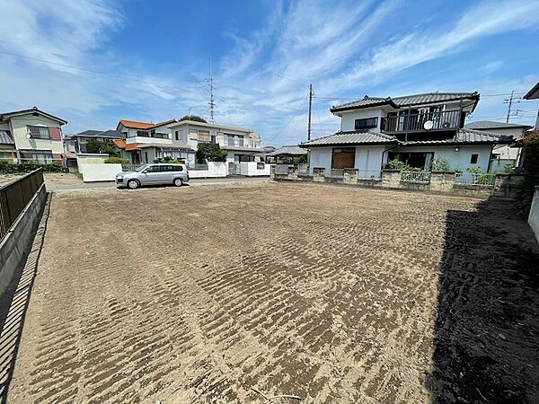 道路間口も広く理想の住宅を！
