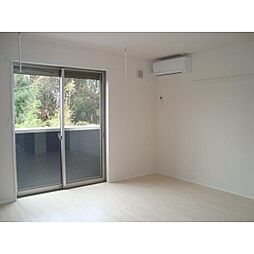 コモド　ピノ　IV 1階1Kのリビング/ダイニング