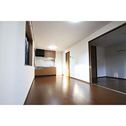 ファミーユつくばABC 1階3LDKのリビング/ダイニング