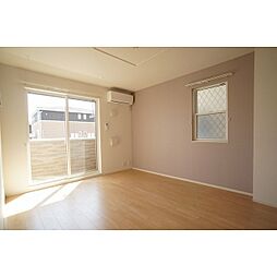 ヴィラ・ステージ・ラン 1階1LDKのリビング/ダイニング