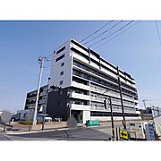 万博記念公園駅より徒歩4分 3階 築9年5ヶ月の賃貸物件